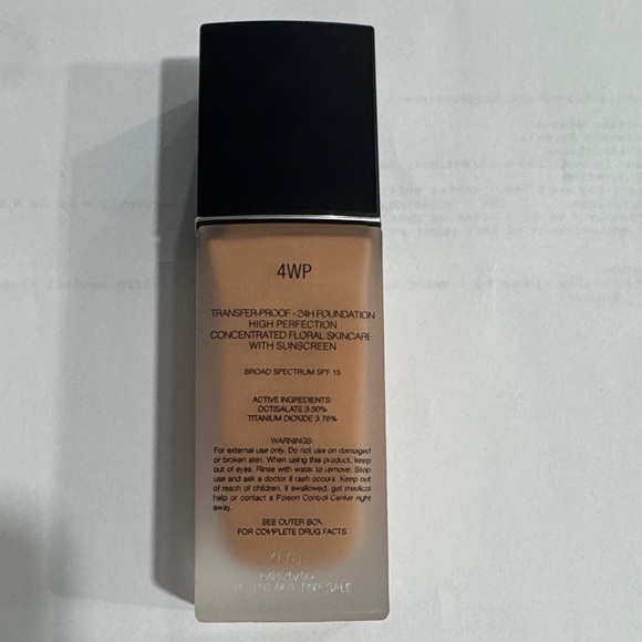 Dior Forever Foundation - 4WP - Picture 3 of 7